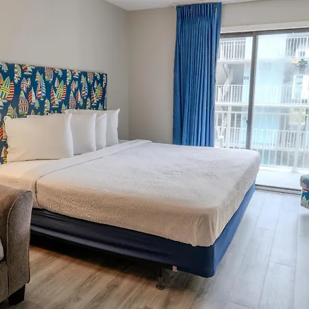 Recently Updated Oceanview King Suite! Sea Mist 50504! Sleeps 4!